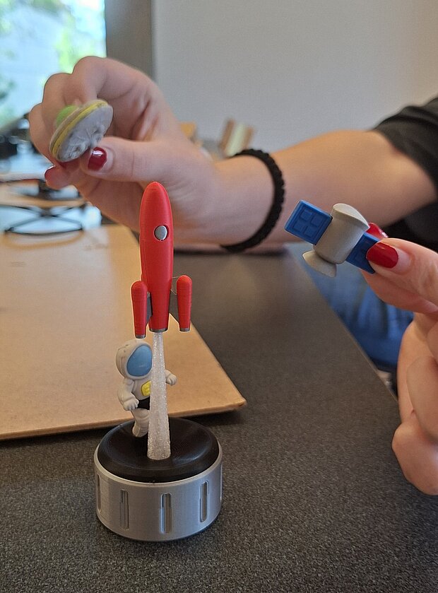 Löt-Workshop: LED-Teelicht wird zur Rakete