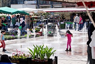 Alexanderplatz Wochenmarkt in Zweibrücken ((c) Stadt Zweibrücken)