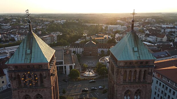 Drohnenaufnahme Stadt PS